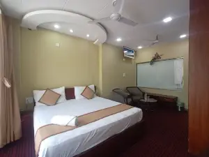Diamond Vaishali