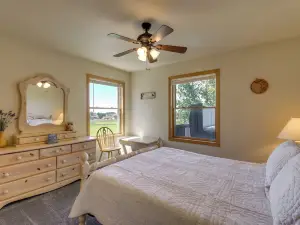 Hot Tub, Orchard & Grand Mesa Views! Dream Home!