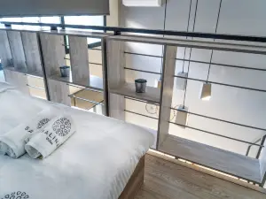 Salina Premium Residences Volos
