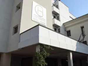 佈雷西亞歐式酒店