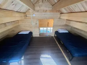 2 Bedroom Beach Side Cottage on Muskoka Shores