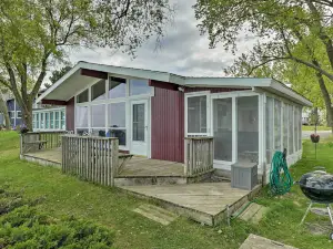 와이너리와 주립 공원 근처 호수가 보이는 오두막!