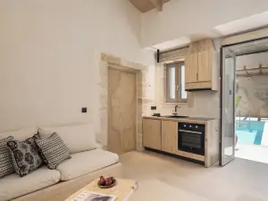 Manili Boutique Suites & Villas