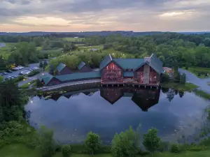 Skaneateles Fields Resort & Spa, Curio Collection by Hilton