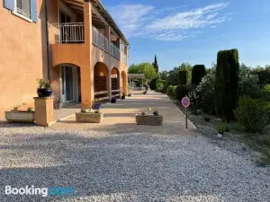 Logis Hôtel le Mas d'Hélène