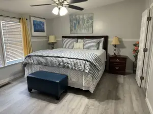 Scenic Mountain Views 4 Bed 2 Bath