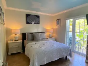 Charming 2br with BEACH ACCESS and full amenities