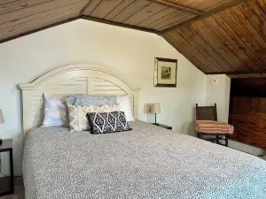 Charming Cabin on Lake Mille Lacs; Relax, Fish & Watch the Sunset