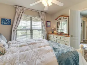 Bring Your Boat! Lakefront Home w/ Dock in Grove