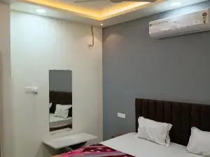 Keshav Hotel
