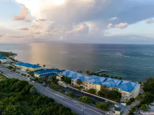 The Reef Beach Resort, Grand Cayman