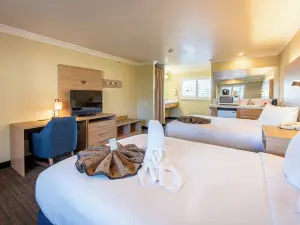 Cayucos Beach Inn