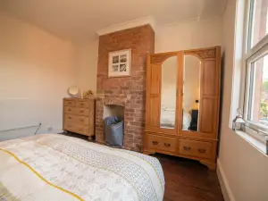 Cosy Character Home - 2 Beds in Malvern