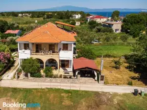 Philoxenia Hotel
