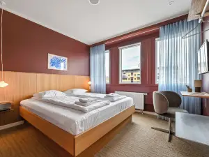 The Break Hotel