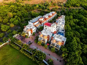 Aranya Villa - Resort