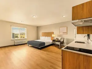 LivAway Suites Seattle-Renton