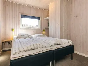 6 Person Holiday Home in Spøttrup-by Traum
