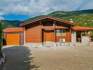 Aelia Livadi Chalet  Arachova