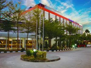 Kyriad Arra Hotel Cepu