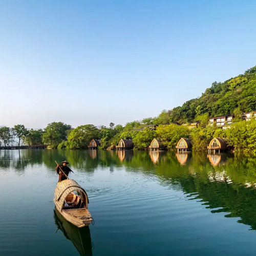 德胧亲子度假898元/1晚全国通兑+2大1小早餐+2大1小正餐+玩乐权益1项