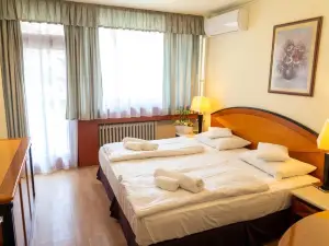Majerik Hotel