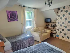 Lyndale Guest House