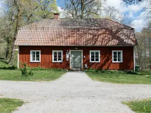 Vandrarhemmet Årås Säteri Och Trädgårdar