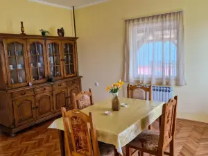 Prenoćište Mali Raj