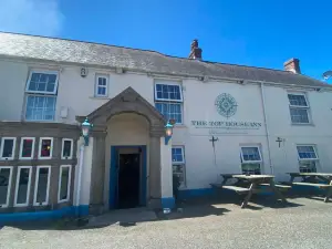 The Top House Inn
