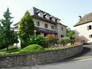 Auberge des Ruines de Merle