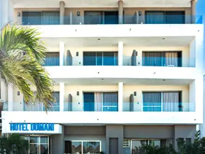Hotel & Suites Domani