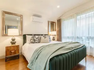 VAQUAY Little Audrey Guesthouse In Ivanhoe
