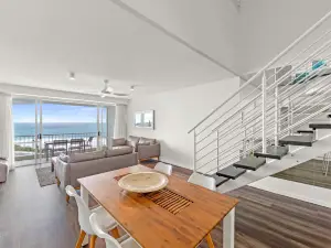 La Mer Sunshine Beachfront