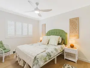 Bilinga Bliss - Luxury Beachfront Apartment