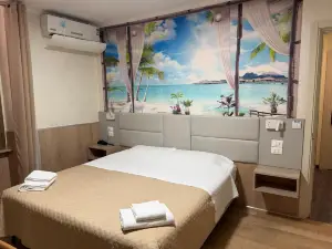 New Alexander Hotel