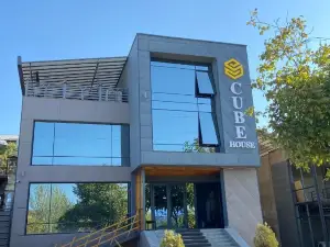 Cube House Osh