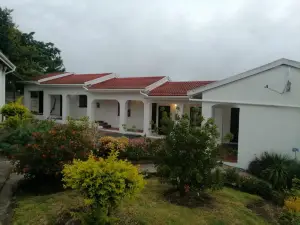 Ezamampondo Guest House