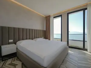 Sea & Sand Hotel