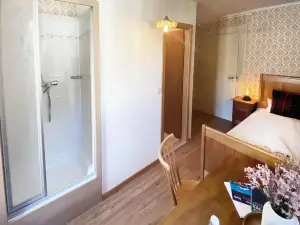 Du Glacier Boutique & Traditions Hotel