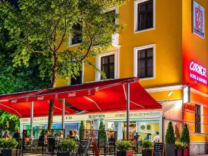 Corner Hotel & Kávéház