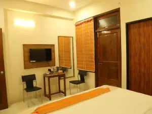 Aamantran at Fort Maheshwar