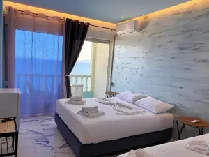 Kalemi's Beachside Hotel