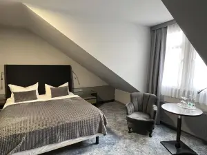 Zur Kaiserpfalz