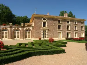 Chateau de Roques