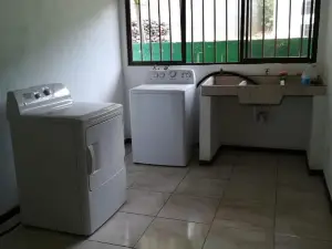 Apartamento Lopez y Azofeifa