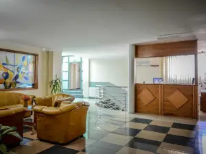 Garni Hotel Lake