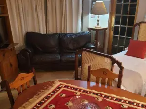 Gemsbok Cottage