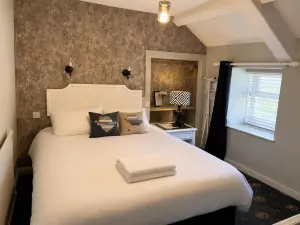 Holland Hotel