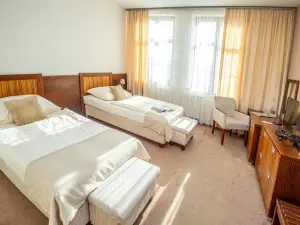 Hotel Academic